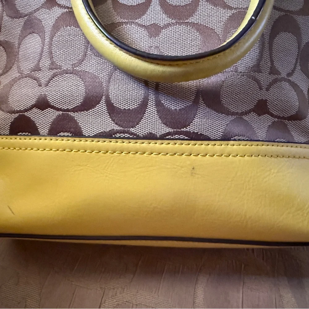 Coach F48879 Signature Mini Tanner shoulder bag in coach canvas/yellow leather - Picture 16 of 16